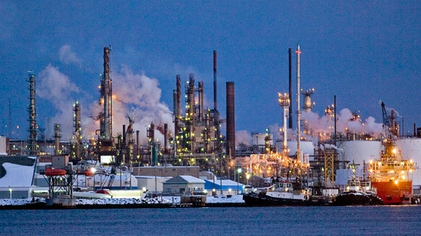 Esso's refinery in Dartmouth, N.S. is seen at dusk on Friday, Feb. 4, 2011. (Andrew Vaughan  / THE CANADIAN PRESS)