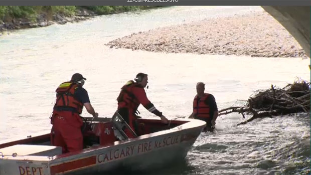 Firefighters rescue rafters from Bow River