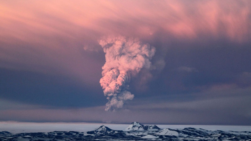 Smoke plumes from the Grimsvotn volcano, which lies under the Vatnajokull glacier, about 120 miles, (200 kilometers) east of the capital, Rejkjavik, Saturday, May 21, 2011. (AP / Jon Gustafsson) 