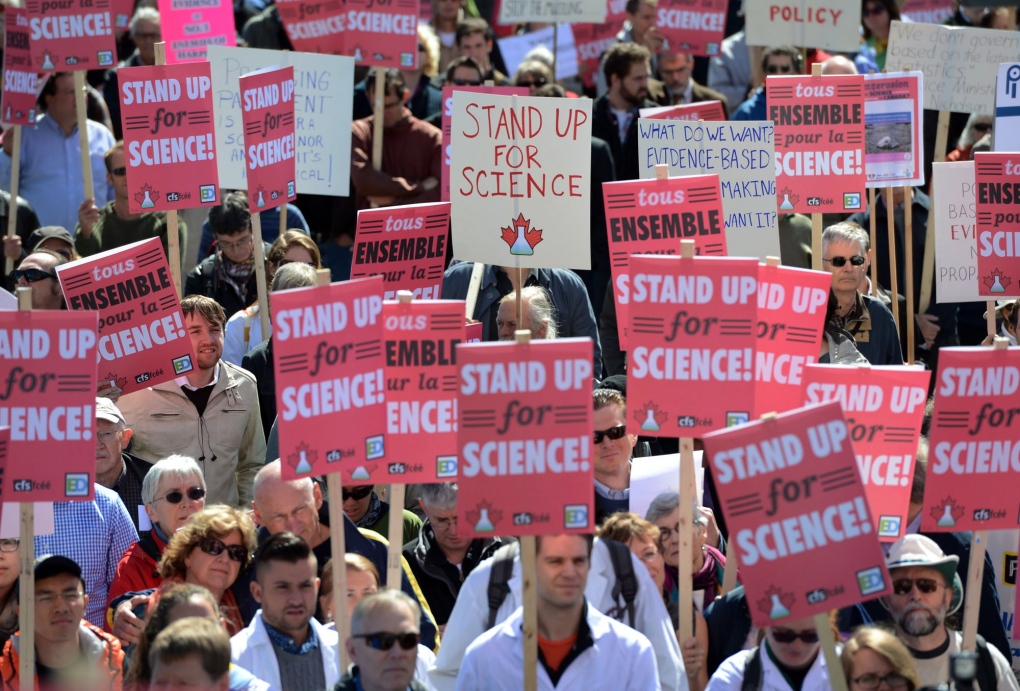 Scientists hold nationwide rallies