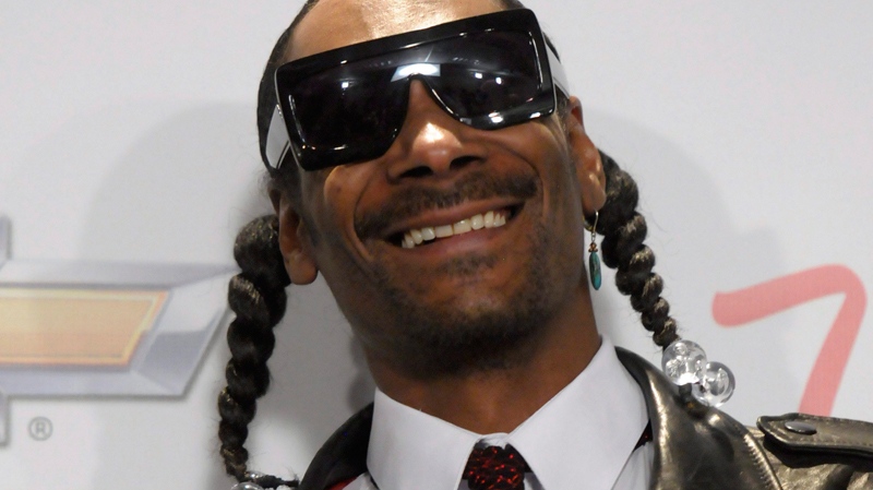 Snoop Dogg poses in the press room at the 2011 Billboard Music Awards in Las Vegas on Sunday, May 22, 2011. (AP / Dan Steinberg)
