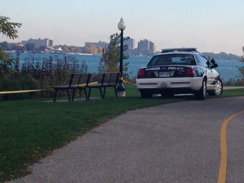 Windsor police remain at Riverside Drive and Langlois Avenue in Windsor, Ont., on Thursday, Oct. 24, 2013. (Stefanie Masotti / CTV Windsor)