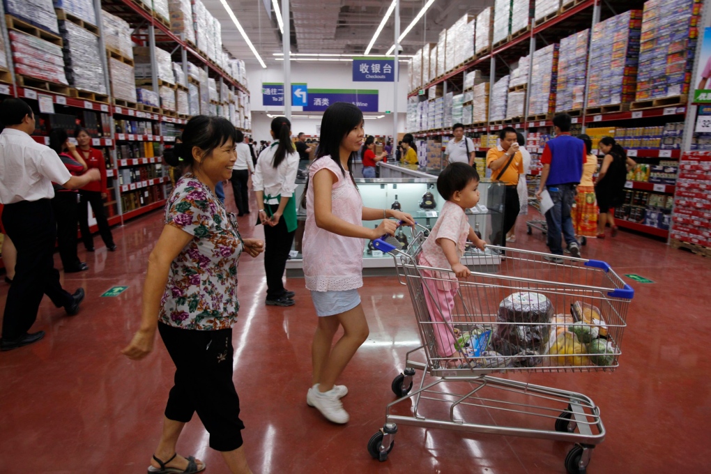 Chinese shoppers in Walmart