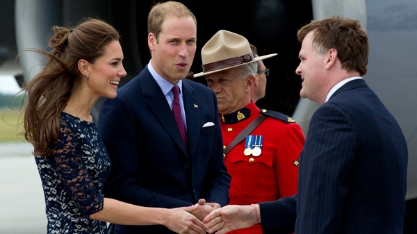 The Duke and Duchess of Cambridge are greeted by Foreign Affairs Minister John Baird upon their arrival in Ottawa on Thursday, June 30, 2011. (Frank Gunn / THE CANADIAN PRESS)