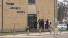 portage prairie la teacher volleyball throwing draws reaction mixed student winnipeg incorporated criticism received lesson french support into who ctvnews