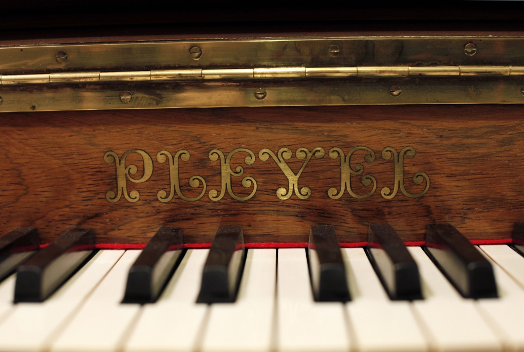 Pleyel piano maker closing