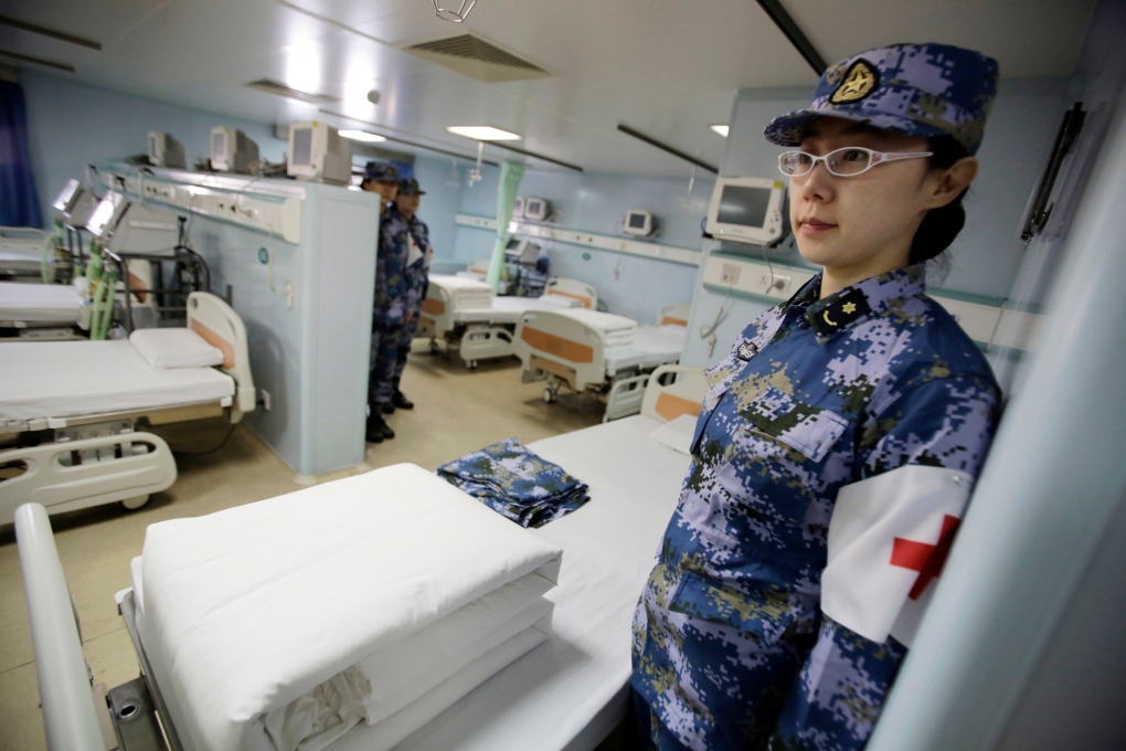 Chinese hospital ship en route to Philippines