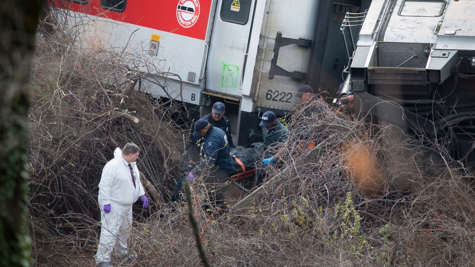 New York City commuter train derailment leaves 4 dead, dozens injured ...
