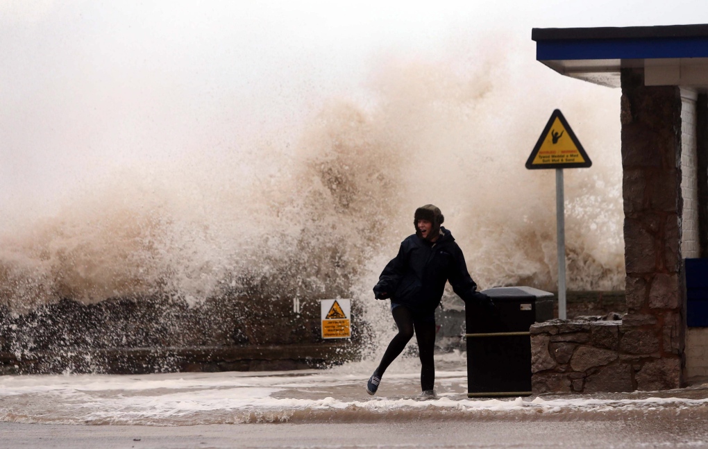 Heavy winds U.K. hurricane-force storm