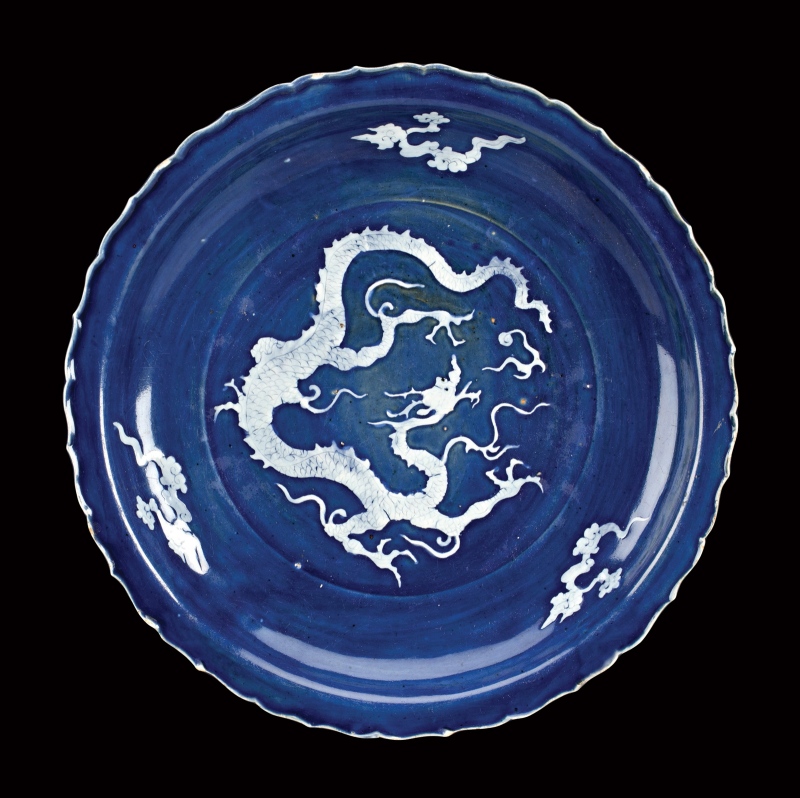 This Chinese dragon plate sold for $1-millon at auction in Ottawa last night.