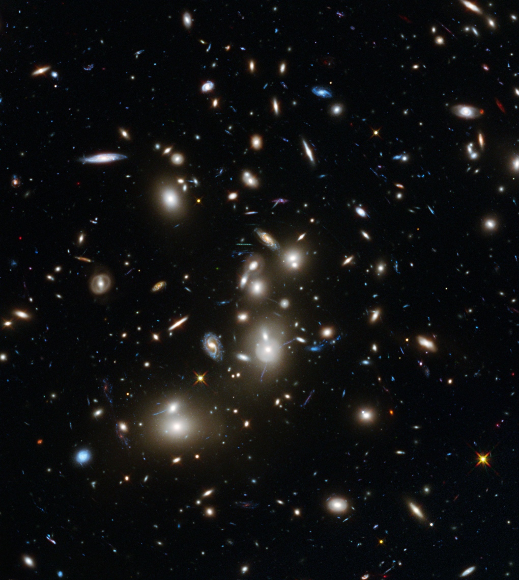 Hubble captures ancient galaxies