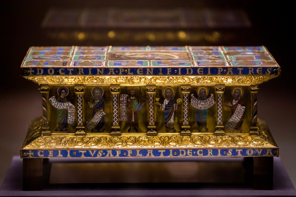Medieval portable altar in ownership dispute