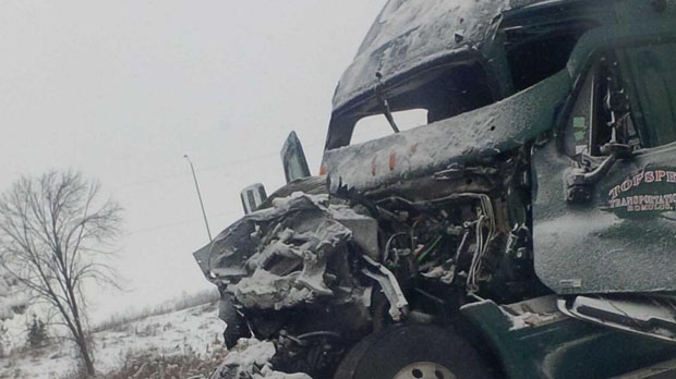 tractor trailer crash 401