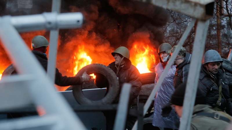 Tires burning in Kyiv's Independence Square