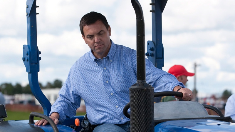 Ont. election rivals jump on tractors to court farm vote