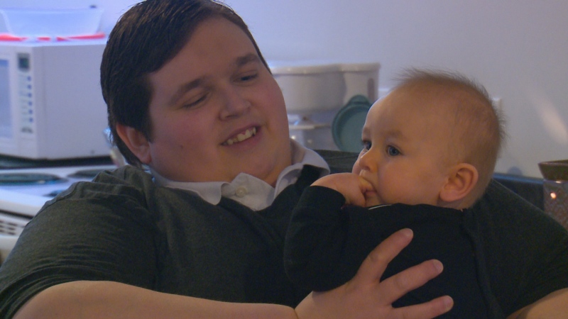 Luke Deitner's nephew, Carter, is one of the reasons the 600-pound man wants to shed half his weight.