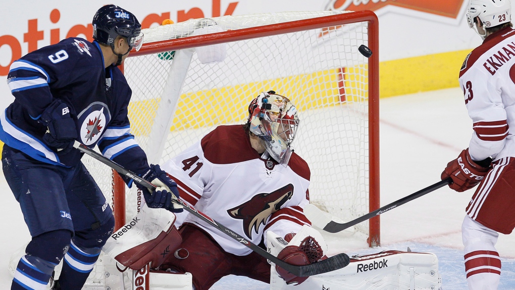 Jets beat Coyotes in shootout