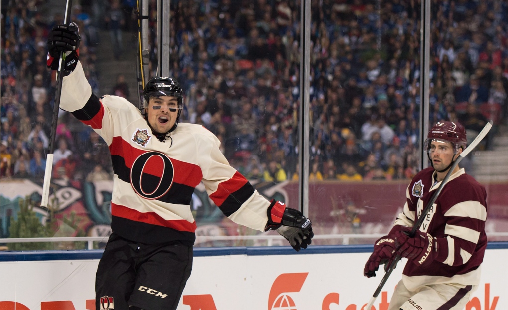 Ottawa Senators beat Vancouver Canucks 4-2 in Heritage Classic - The Hockey  News
