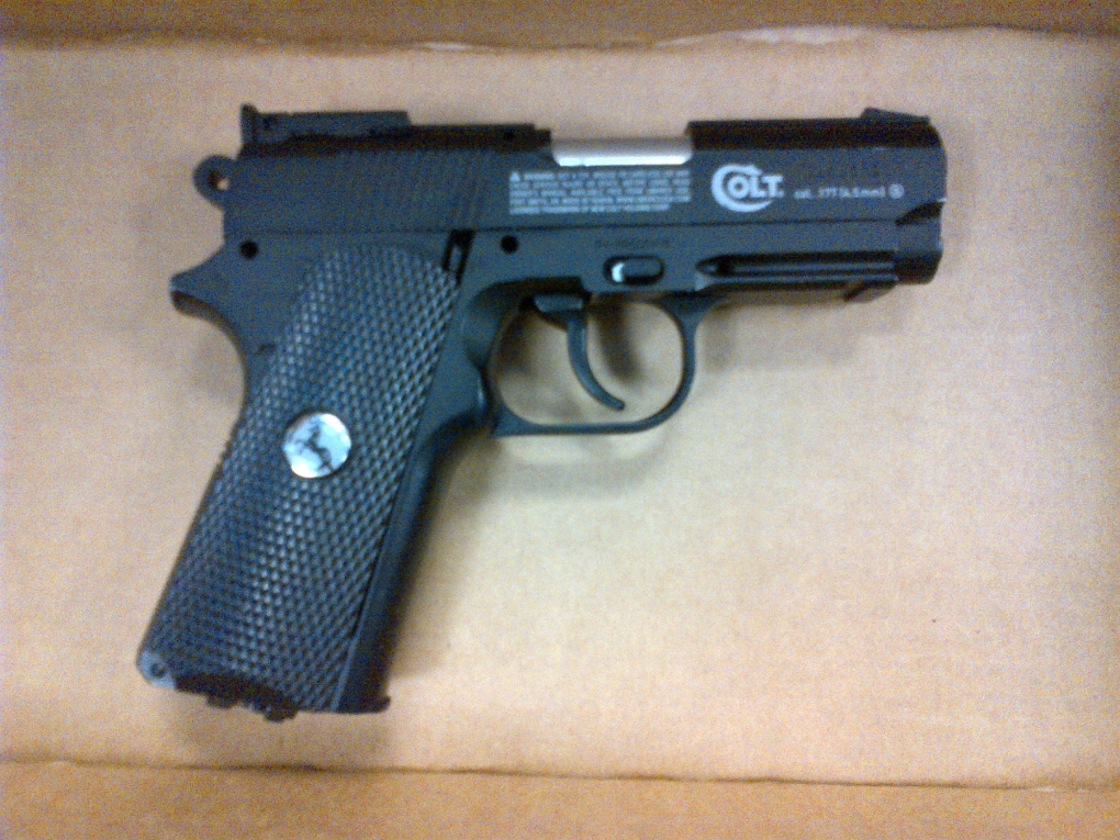 Gun seized in E.C. Row