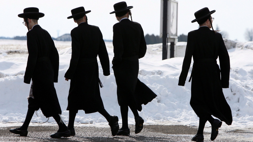 Lev Tahor members on flight back to Canada