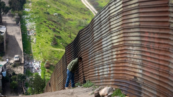 us mexico border fence