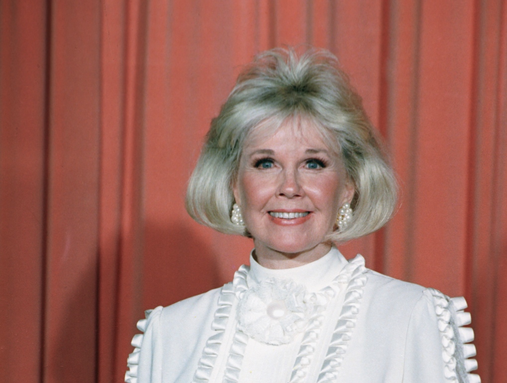 Doris Day to turn 90 with animal fundraiser