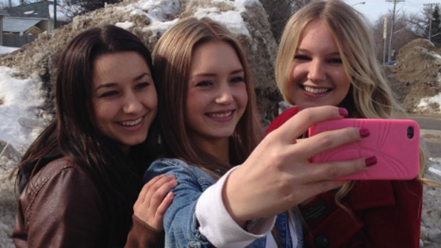 Selfies teen Teens and
