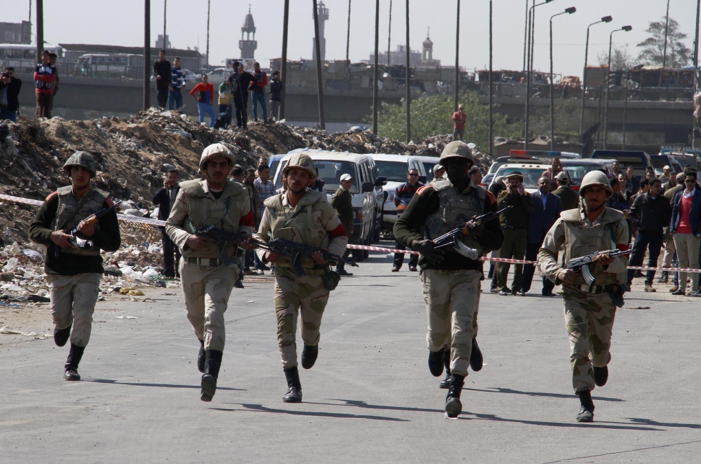 Egyptian soldiers killed at checkpoint