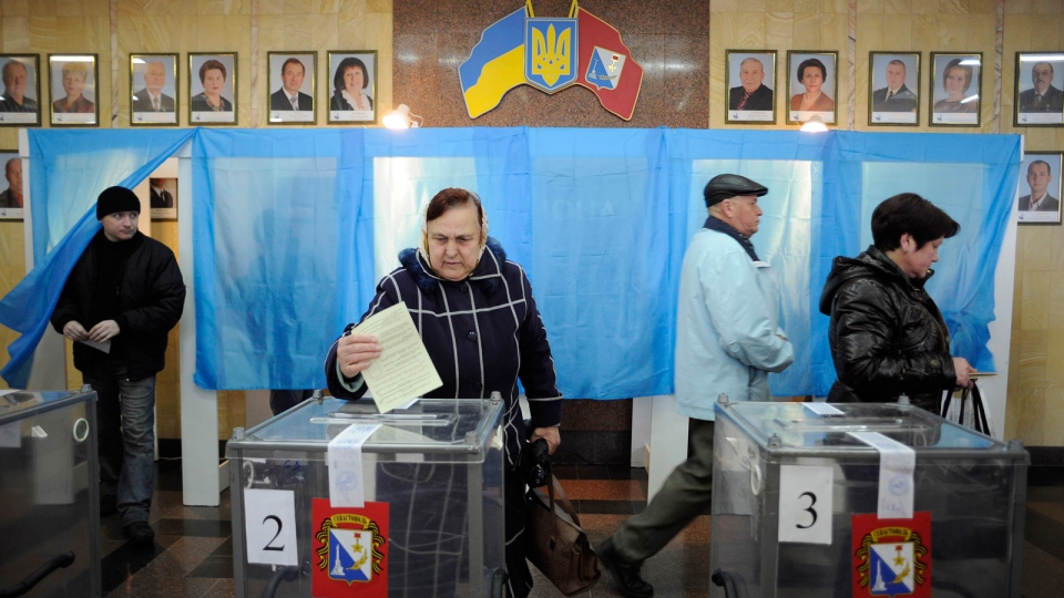 Crimea votes in referendum