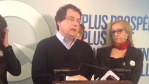 Bernard Drainville discusses the Charter of Values in an attempt to sway the election campaign on March 19, 2014 (CTV Montreal/Frederic Bissonnette)