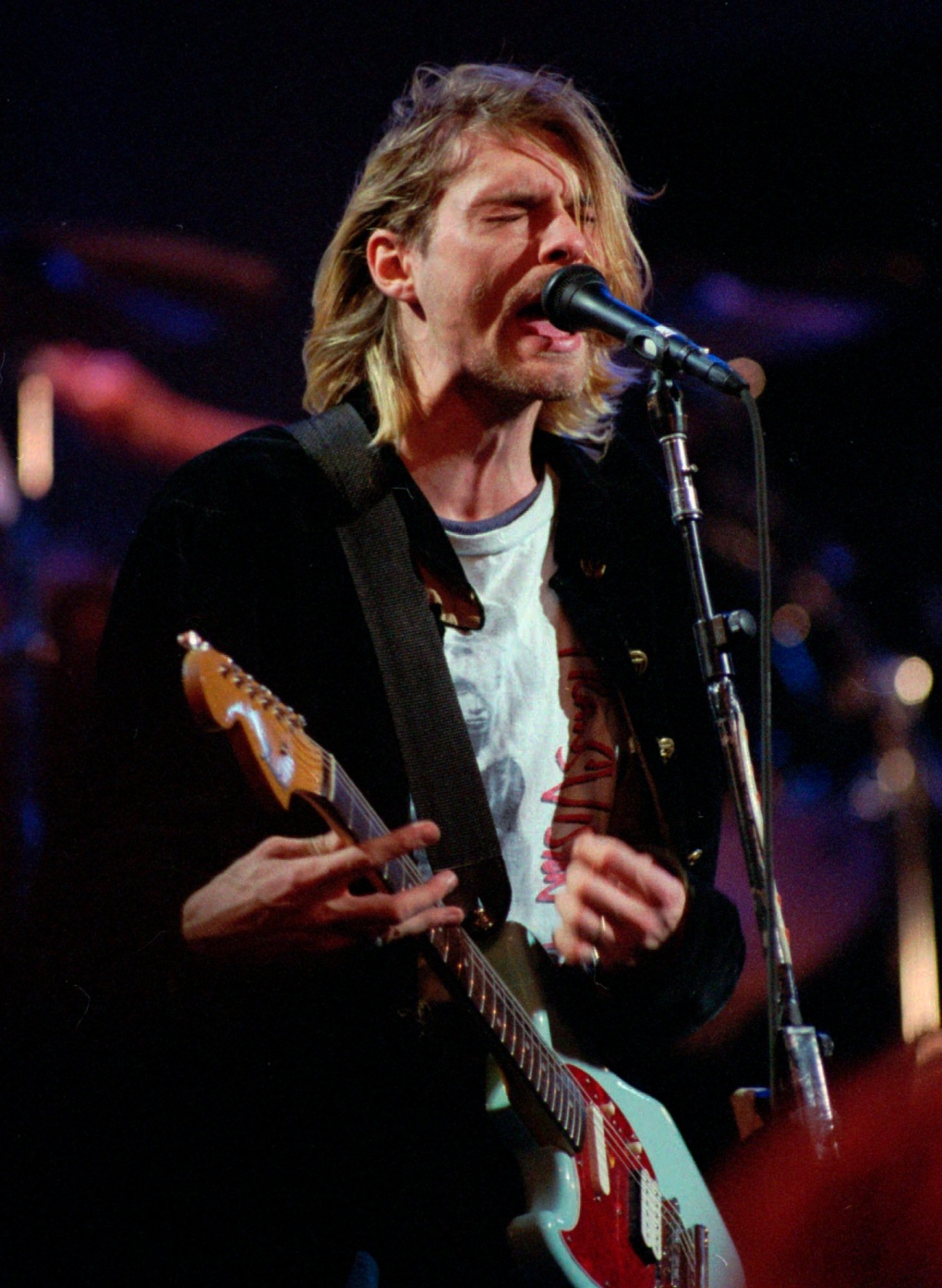 Kurt Cobain performing with Nirvana for MTV