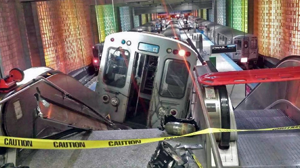Chicago commuter train derails at O'Hare