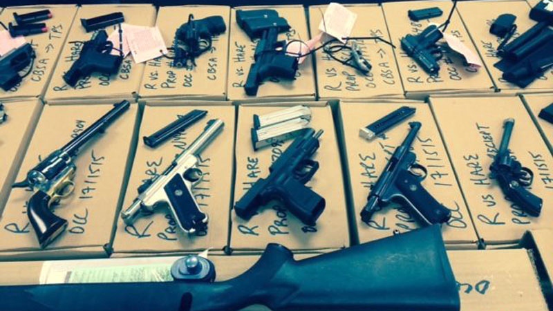Firearms seized at Niagara Falls border