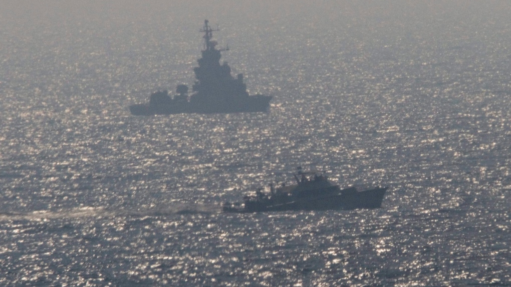 Israel navy fires on Palestinian boats