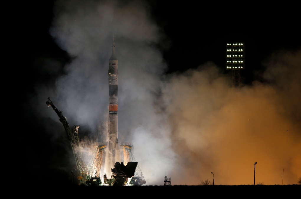 Russian and American astronauts heading to ISS