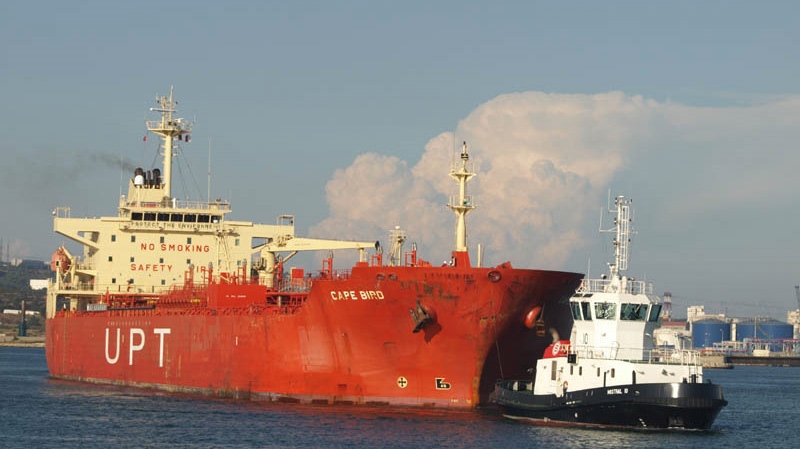 Pirates release tanker, 20 sailors seized off of Nigeria