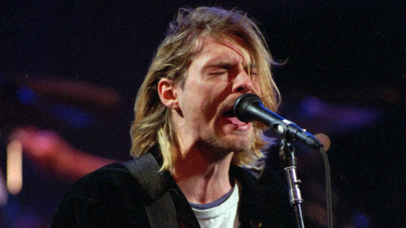 Kurt Cobain of the Seattle band Nirvana performing in Seattle, Wash. on Dec. 13, 1993. (AP / Robert Sorbo)