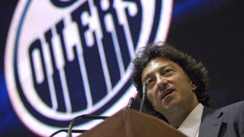 Edmonton Oilers owner Daryl Katz speaks to reporters at a news conference at the Rexall Arena in Edmonton on July 2, 2008.