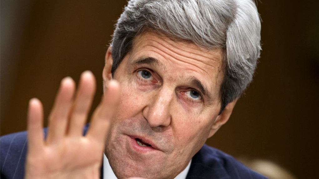 Kerry warns Russia of sanctions