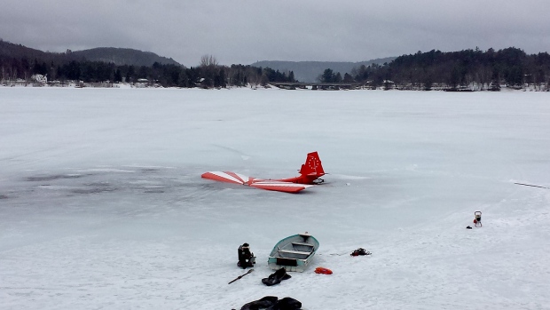 Pilot recounts harrowing tale of plane sinking into lake | CTV News
