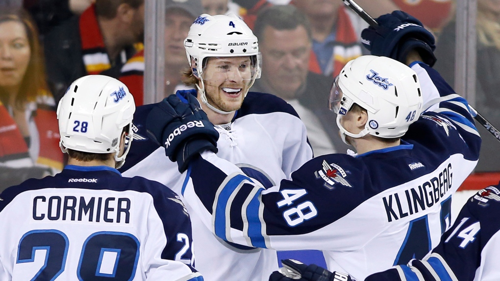 Jets beat Flames