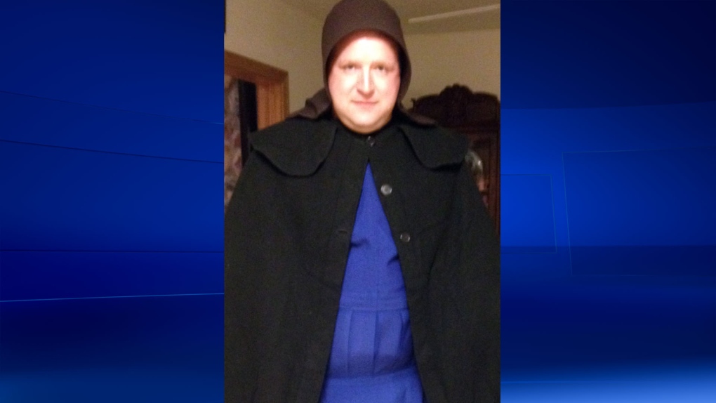 Cop dresses up as Amish woman to stop flasher