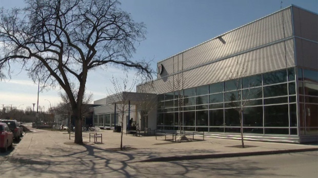 A man who was ordered to stay away from children now faces charges of sexually assaulting a five-year-old boy at a St. Vital pool.