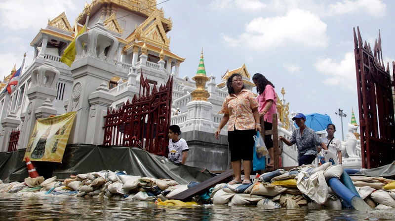 Thai PM hopes flood drainage can be sped up