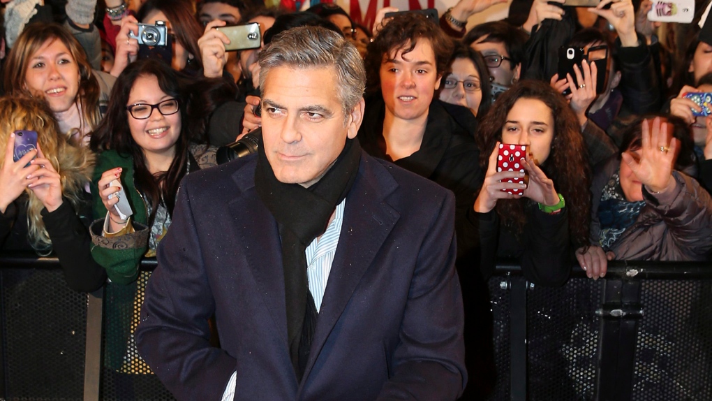 George Clooney engaged