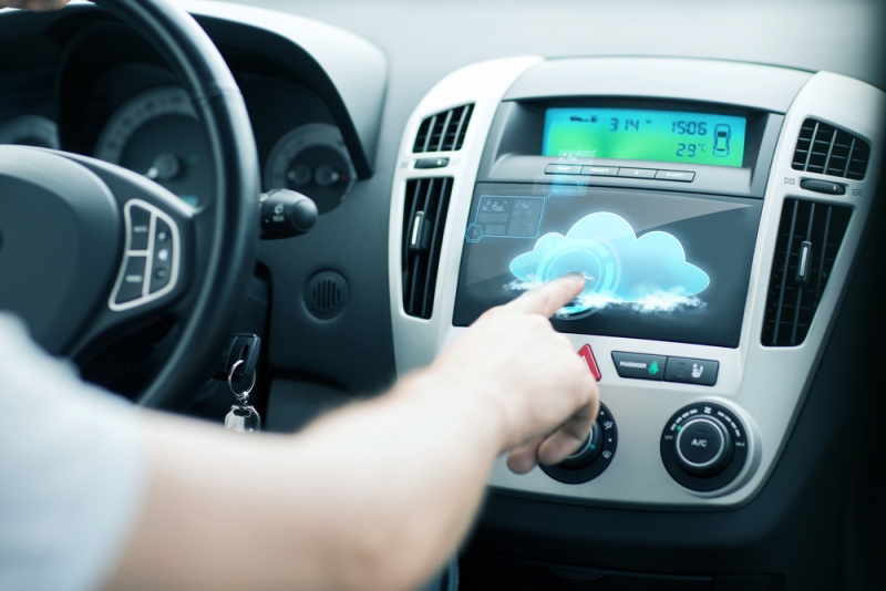 According to the European think tank IDATE, over 420 million connected vehicles will be produced by 2018. (Syda Productions /shutterstock)