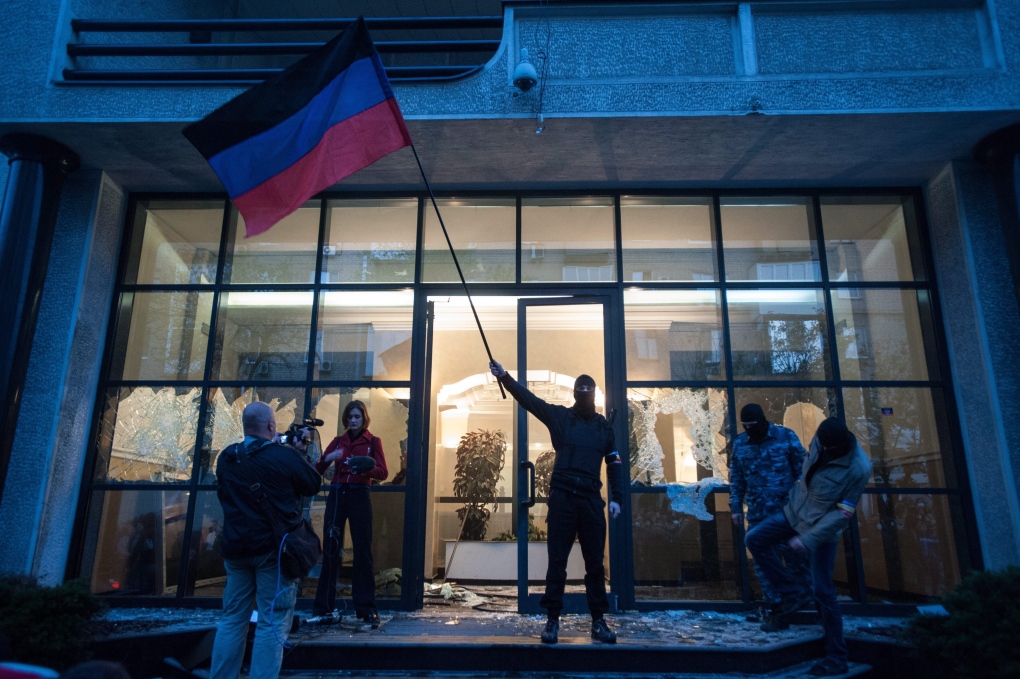 Ukraine - Donetsk building captured