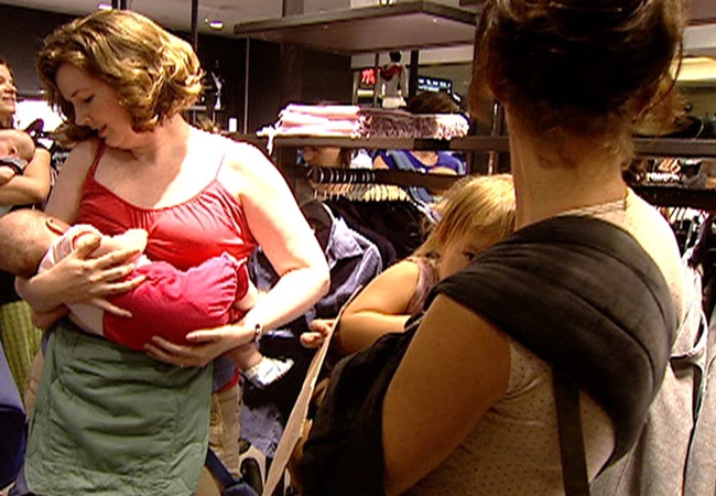 Vancouver H&M target of breastfeeding protest