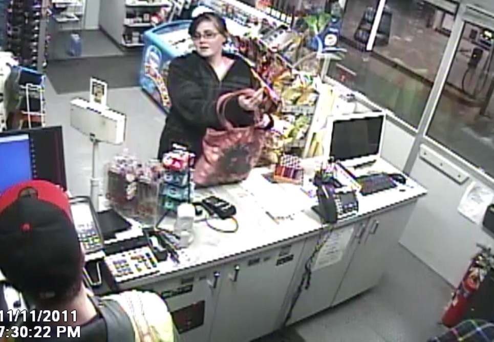 Robbery Suspect Bart�s Gas Bar 