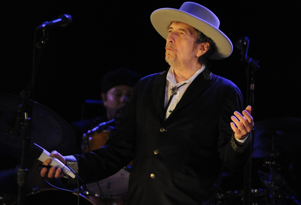 Bob Dylan releases new track
